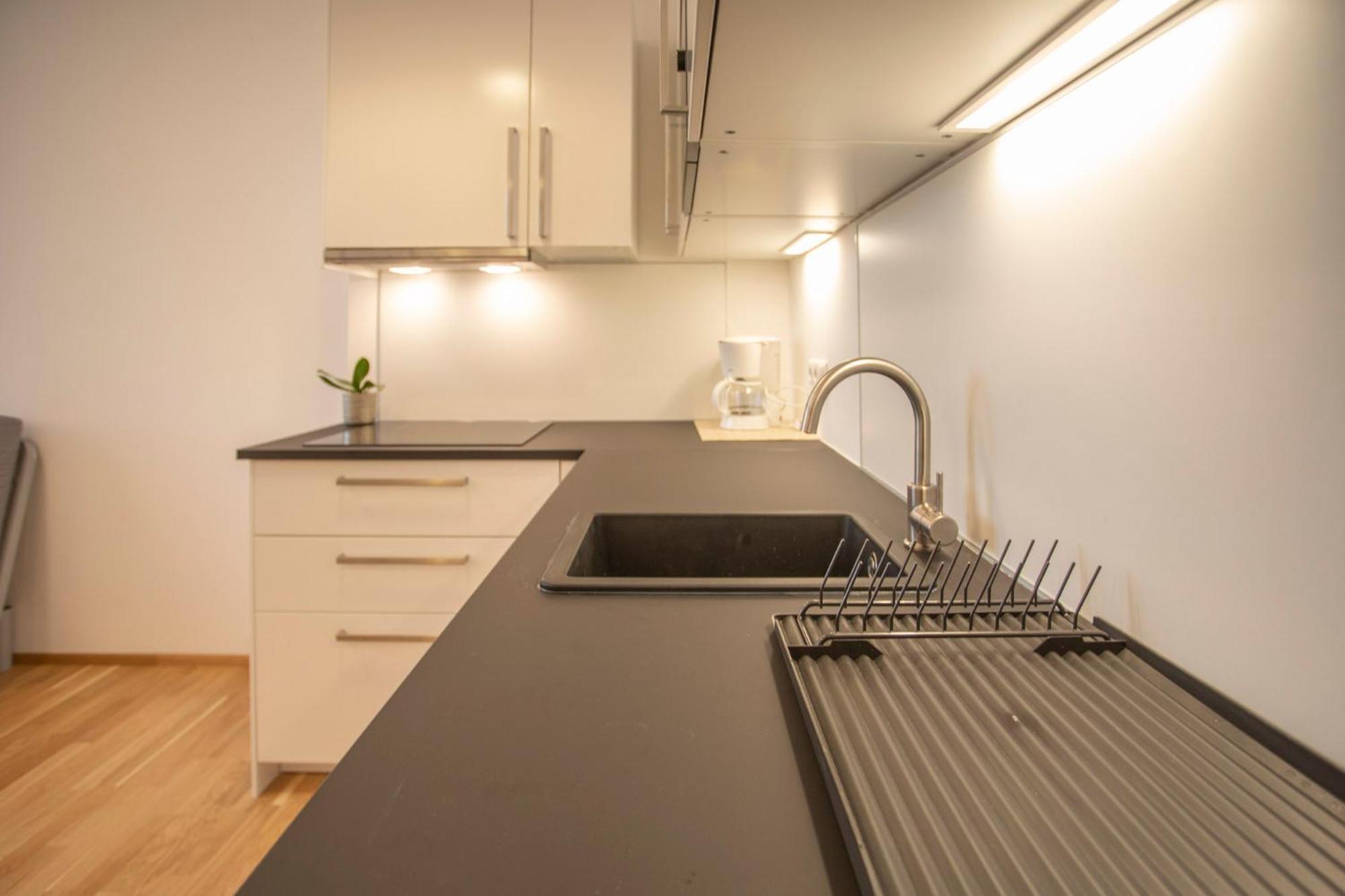 Innsbruck Urban Apartment I No Stairs I 24H Contactless Check-In Exteriör bild
